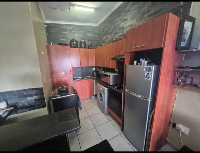 3 BEDROOM TOWNHOUSE FOR SALE IN ELSBURG